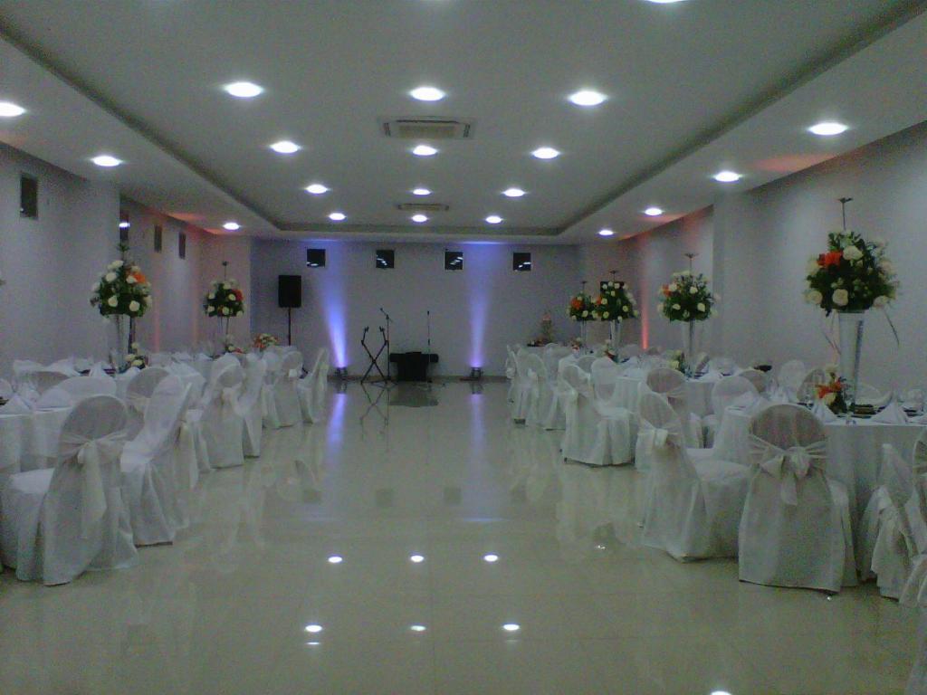 Charthon Inn Barranquilla  Exterior photo