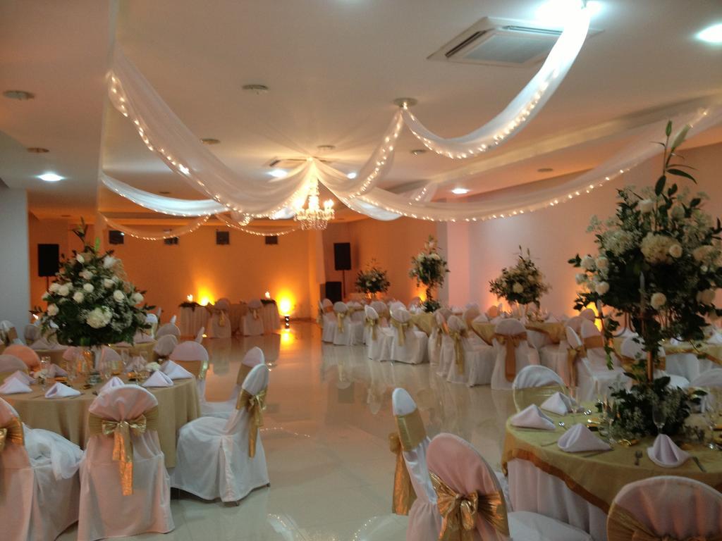 Charthon Inn Barranquilla  Exterior photo